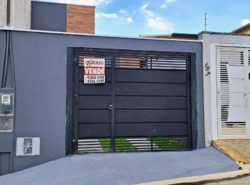 Casa de 3 quartos, Suzano · Casa à venda no Parque Residencial Casa Branca em Suzano com suíte e quintal