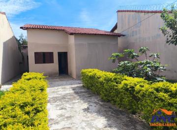Casa · 130m² · 3 Quartos · 3 Vagas · Casa - Planalto