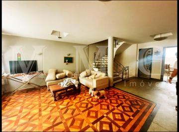 Casa · 300m² · 3 Quartos · 6 Vagas · Sobrado com 3 dormitórios , suite, 6 vagas, entrada lateral, isolada