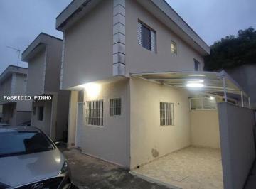 Casa de 2 quartos, Suzano · Sobrado em Condomínio Adelia à Venda no Caxangá, Suzano/SP