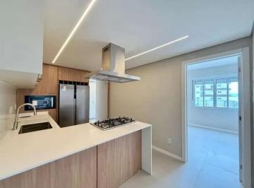 Apartamento · 104m² · 3 Quartos · 1 Vaga · Apartamento 3 Quartos com 3 Suítes e 104m² - Centro