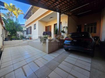Casa · 130m² · 3 Quartos · 1 Vaga · Casa à Venda 03 Quartos no Bairro São Judas em Divinópolis MG.