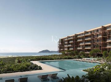 blackhaus_cfl_cam_piscina_03-17718774281414.png · Casas suspensas exclusivas frente mar no Campeche, Florianópolis/SC