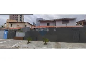 Casa · 220m² · 5 Quartos · 3 Vagas · Casa Duplex em Ponta Negra: Oportunidade Única!