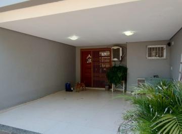 Casa · 128m² · 3 Quartos · 2 Vagas · Linda Residência com 3 dormitórios, sendo 1 suíte á venda no Imperial Parque.