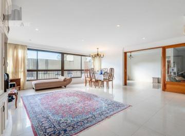 Apartamento · 141m² · 3 Quartos · 2 Vagas · Apartamento espaçoso e confortável no bairro Mont Serrat