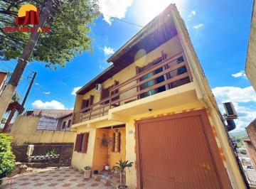 Casa · 198m² · 3 Quartos · 2 Vagas · Casa com 3 dormitórios 1 suíte e 2 vagas a venda no Jardim Carvalho