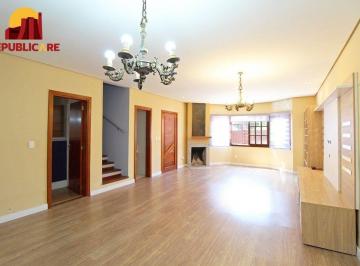 Casa · 155m² · 3 Quartos · 2 Vagas · Casa de 3 dormitórios a venda no bairro Guarujá, Porto Alegre