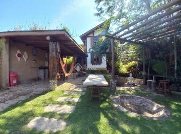 Casa · 220m² · 4 Quartos · Casa na Barra de Ibiraquera