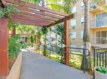 Apartamento · 56m² · 2 Quartos · 1 Vaga · Apartamento a venda 2 dorm, semi-mobiliado Zona Sul, vaga e infraestrutura. Zona Sul.