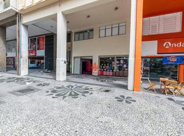 Comercial · 417m² · Imóvel comercial à venda na XV de Novembro de Curi