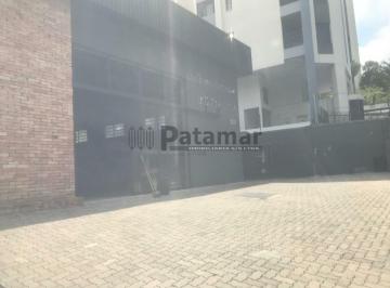 Comercial · 1000m² · Loja à venda na Vila Suzana com ampla garagem