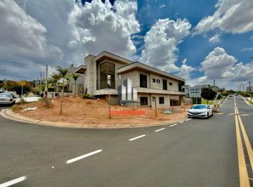 Casa · 300m² · 3 Quartos · 3 Vagas · Swiss Park - Casa de Esquina 4 suites - Diferenciada no Swiss Park