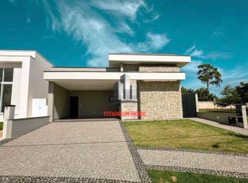 Casa · 216m² · 3 Quartos · 4 Vagas · Villa Bela Siena - Villa Bela Siena 3 suites com piscina e escritorio