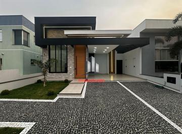 Casa · 150m² · 3 Quartos · 4 Vagas · Golden Park - Casa de 3 suites no Condomínio Golden Park