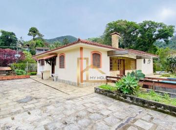 ac0ffc82a177135bbeeb38385e912882990bbb7e · Casa libear com 6 dormitórios à venda, 269,84m² m² por R$ 1.000.000 - Iucas - Teresópolis/RJ