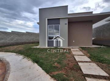 e57a6f8e2d03a346d6c42472a44b3bac64ee4178 · Casa em condomínio fechado