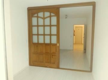 Apartamento · 44m² · 1 Quarto · 1 Vaga · Apartamento no Condomínio Edifício Bruna na Aclimação com 44m² 1 dormitório 1 banheiro 1 vaga