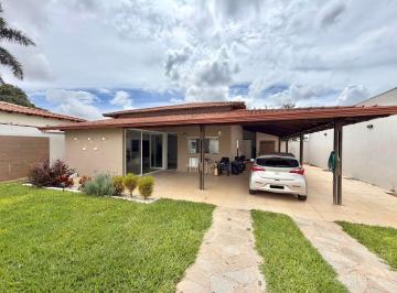 Casa de 3 quartos, Sobradinho · Casa moderna condomínio rk 3 Quartos 1 banheiro com área verde região dos lagos Sobradinho