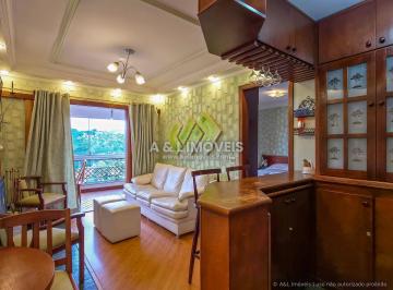 Apartamento · 75m² · 2 Quartos · 1 Vaga · Duplex em Campos do Jordão | 75 m², 2 Suítes, Lareiras e Varandas com Vista