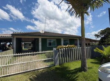 Casa de 4 quartos, Itapoá · Casa 4 dormitorios, Mobiliada com Piscina – Barra do Saí | Itapoá/SC