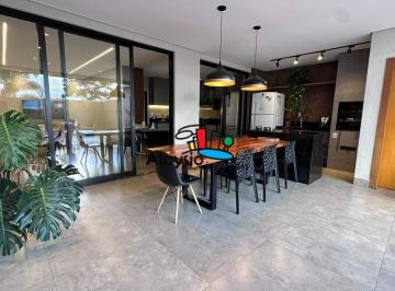 Casa · 240m² · 3 Quartos · 2 Vagas · Casa à venda, 3 quartos, 1 suíte, 2 vagas, Condomínio Veredas - Sete Lagoas/MG