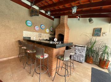 Casa · 167m² · 3 Quartos · 2 Vagas · Casa a venda, Bairro Girassóis