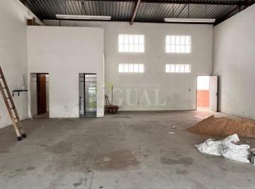 Comercial · 175m² · 2 Vagas · Salão Comercial - Parque João Ramalho, Santo André