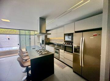 Casa · 115m² · 2 Quartos · 2 Vagas · Casa Sobrado à venda em Jardim Carolina, Jundiaí - Kaza Medeiros -