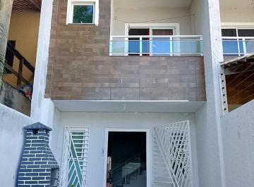 2 · Casa Espaçosa no Jardim Cearence, proximo ao Hospital da UECE...