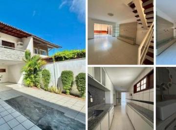 Casa · 138m² · 3 Quartos · 3 Vagas · Casa Moderna na Sapiranga: Sofisticação e Conforto