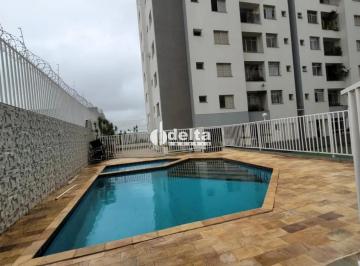 Apartamento · 80m² · 3 Quartos · 1 Vaga · Apartamento com 3 quartos sendo 1 suíte disponível para locação no bairro Brasil em Uberlândia-MG