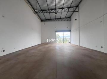 Photo 1 · Galpão disponível para locação no bairro Nossa Senhora das Graças em Uberlândia-MG