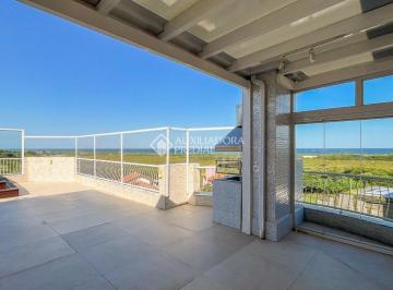 Apartamento · 130m² · 3 Quartos · 4 Vagas · Cobertura no Campeche.
