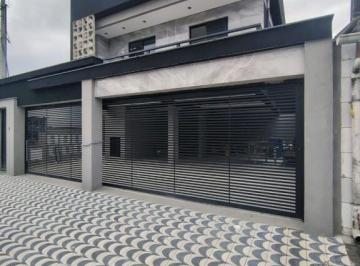 Casa · 53m² · 2 Quartos · 1 Vaga · Excelente casa de condomínio sobreposta alta com 02 dormitórios, 01 banheiro social e amplo quintal 