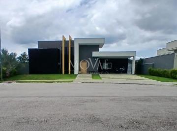 Casa · 600m² · 3 Quartos · 4 Vagas · Casa térrea em condomínio de Alto Padrão