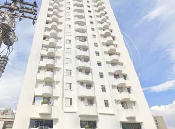 Apartamento · 46m² · 1 Quarto · 1 Vaga · Apartamento Moderno de 46 m² com Sacada no Coração do Brooklin