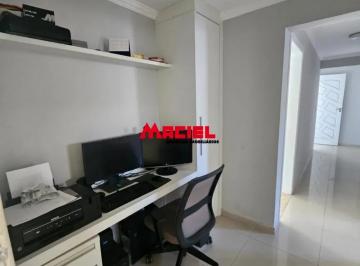 Comercial · 477m² · 2 Vagas · Lindo prédio mixto no coração do Bosque dos Eucaliptos, com 02 apartamentos e 02 pontos comerciais