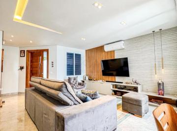 Casa · 235m² · 3 Quartos · 4 Vagas · Sobrado com 03 dormitórios à venda, 235m² na Vila Assunção - Santo André/SP