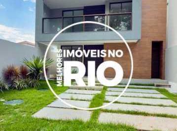 Casa · 410m² · 4 Quartos · 3 Vagas · Casa duplex com sótão no Recreio dos Bandeirantes à venda
