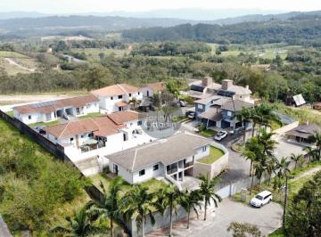 Casa · 98m² · 3 Quartos · 3 Vagas · Casa em condomínio fechado