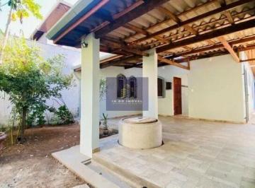 Casa · 120m² · 2 Quartos · 2 Vagas · Casa Térrea, Totalmente Reformada, à Venda, Campo Belo.