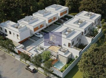 Casa · 310m² · 4 Quartos · 4 Vagas · Casa Alto Padrão no Jardim Prudência!!!