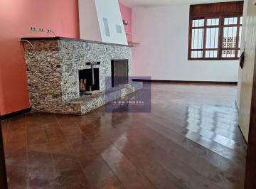 Casa · 187m² · 3 Quartos · 2 Vagas · Casa Térrea com 3 dormitórios no Planalto Paulista!