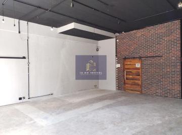 Comercial · 200m² · 1 Quarto · Ponto Comercial em Excelente Localização, Moema.