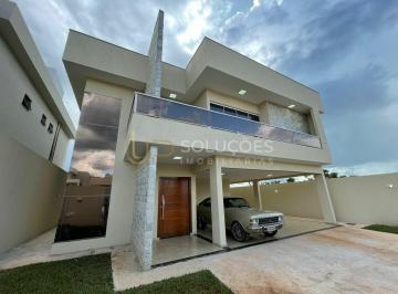 Casa · 380m² · 4 Quartos · 2 Vagas · Sobrado 4 Quartos (Suíte Master), Área Gourmet + Piscina Aquecida | Cond. Alto da Boa Vista