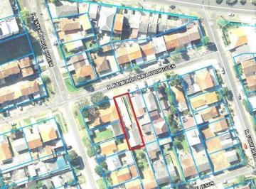 Terreno · 370m² · Terreno no Cajuru 370m2 - 10mx37m. Ideal para Sobrados na Rua Raymundo Rodrigues