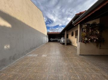Casa · 195m² · 2 Quartos · 4 Vagas · Casa à venda em Taubaté, Chácara Leal, com 2 quartos, com 195 m²