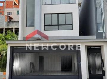 Casa · 214m² · 3 Quartos · 4 Vagas · Casa em Rua das Cravinas - Portais (Polvilho) - Cajamar/SP