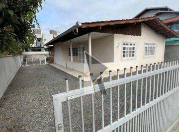 301b7b64052cc378f7e5088f88e418af2776e7f3 · Casa à venda por R$ 745.000,00 - Gravatá - Navegantes/SC